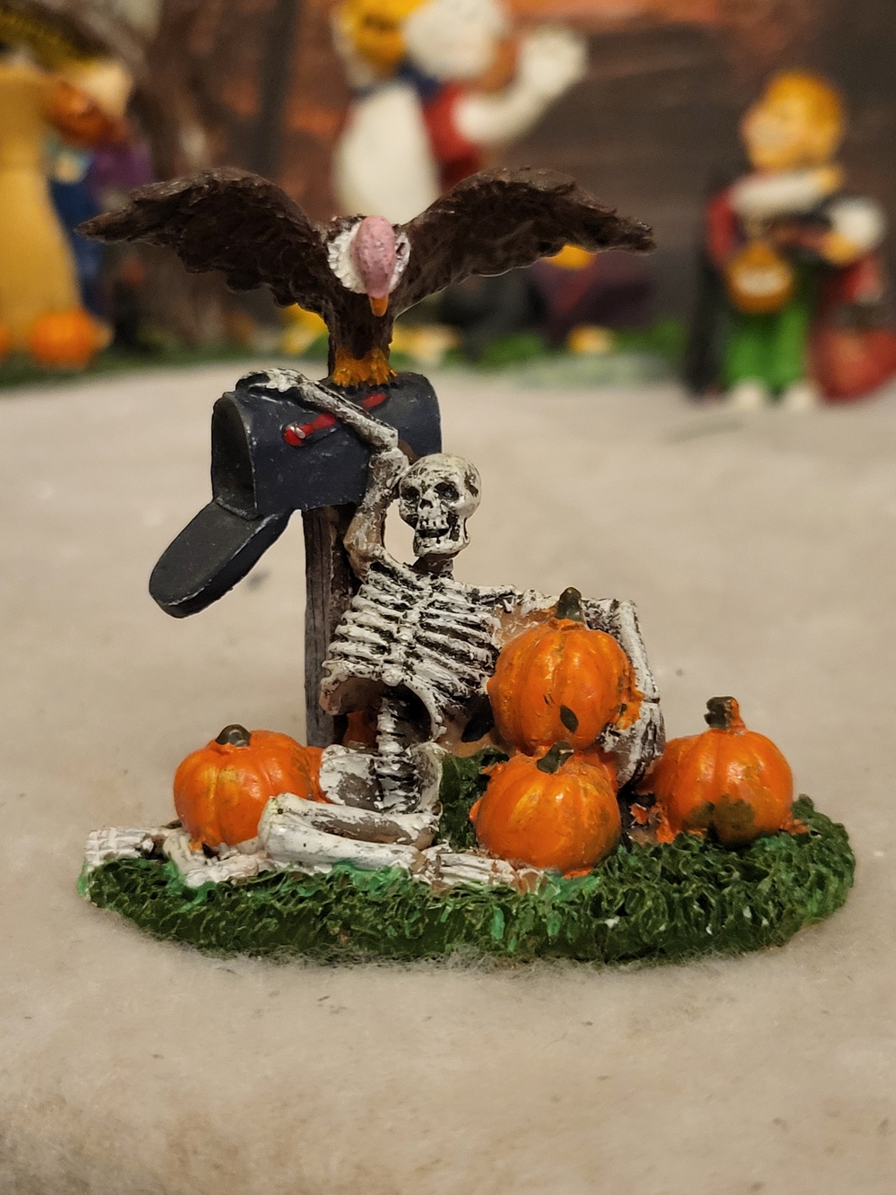 Lemax Spooky Town "Spooky Mailbox" Skeleton Figurine (2010 #04168) Retired